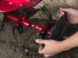 Motorový půdní kultivátor HONDA FJ 500 DER