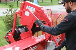 Štípací linka (poloautomat) VARI MATIC 300