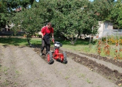 Vyorávací radlice VARI AVB 400