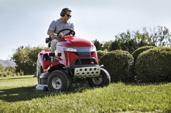 Zahradní traktor HONDA HF 2625 HT (model 2020)